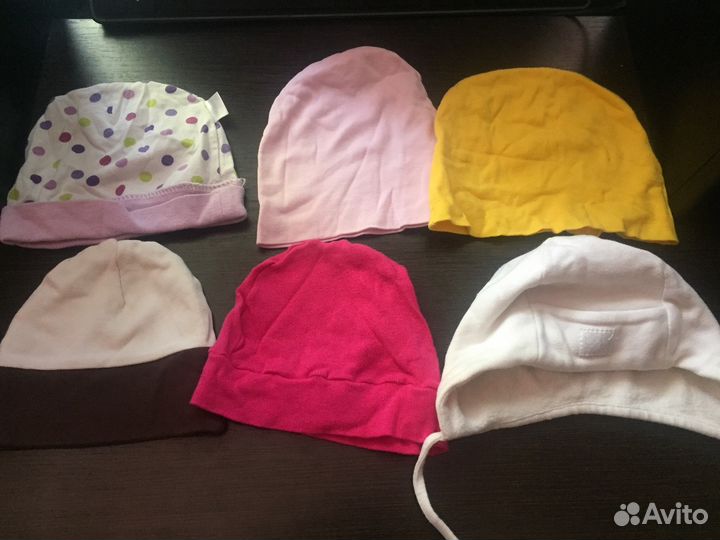 Шапки и другие головные уборы и обувь