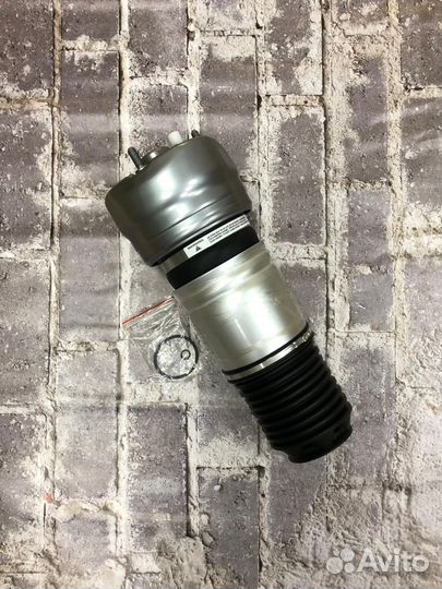 Баллон Panamera 970 передний