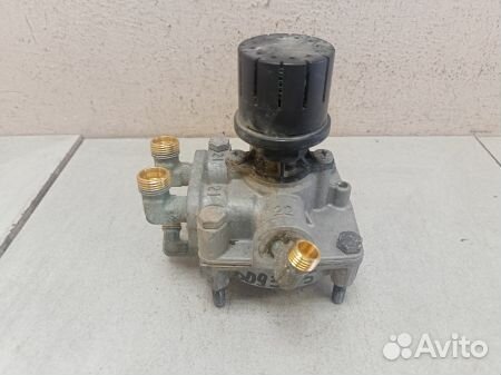 Клапан ускорительный