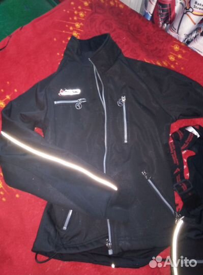 Лыжный комбинезон