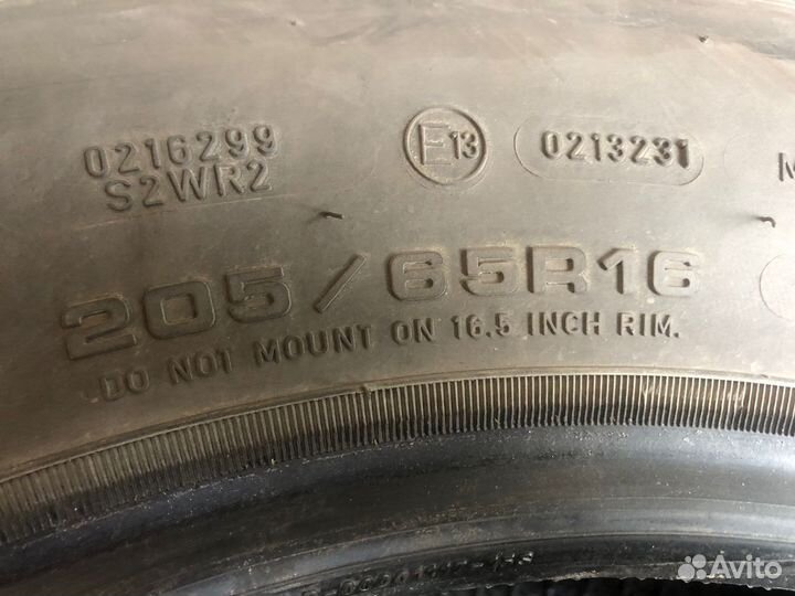 Goodyear UltraGrip 8 205/65 R16
