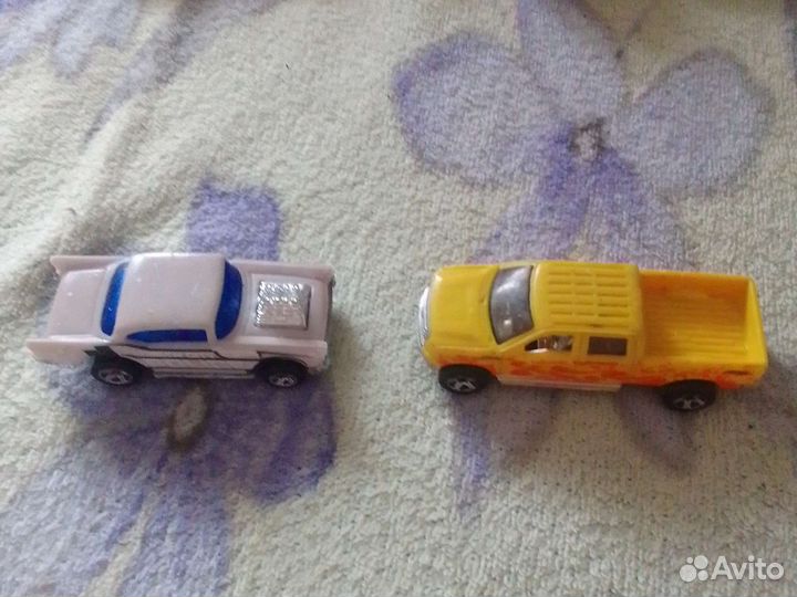 Hot wheels машинки