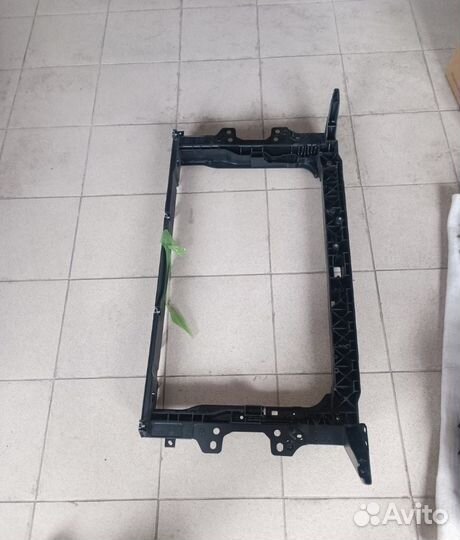 Суппорт радиатора (телевизор) Hyundai Elantra