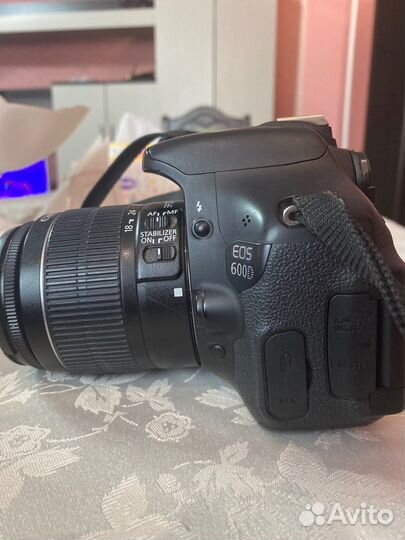 Фотопарат Canon EOS 600D