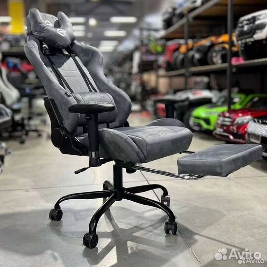 Офисное кресло (геймерское). Кресло для директора
