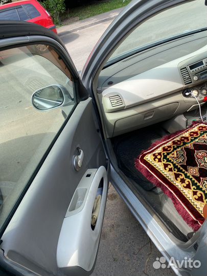 Nissan March 1.2 AT, 2003, 250 000 км