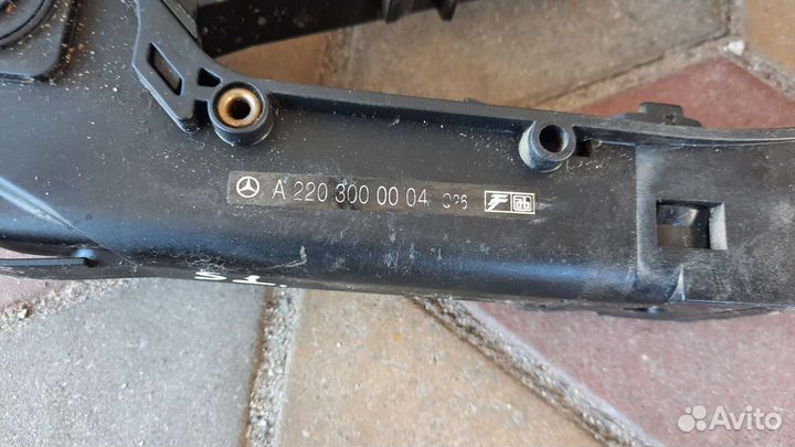 Педаль газа на мерседес w220 S-Class