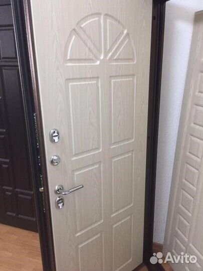 Входные двери в частные дома и квартиры