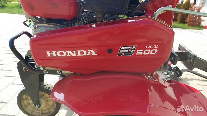 Культиватор Honda FJ 500 DLX с плугом,окучником