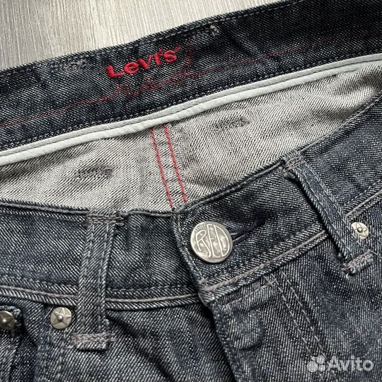 Джинсы Levi's Red Straight 32x30