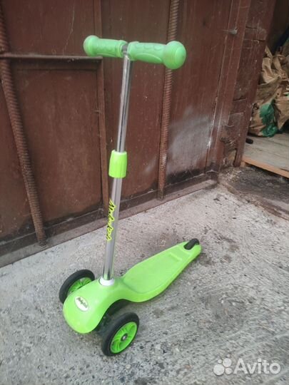 Самокат детский трехколесный бу