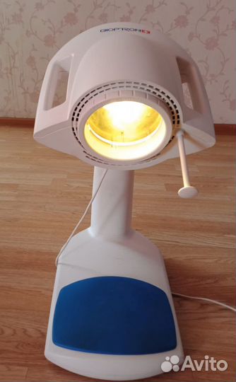 Лампа биоптрон Pro 1 с настольной стойкой