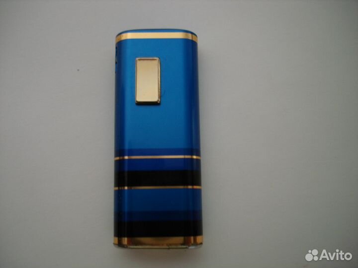 Зажигалка в футляре