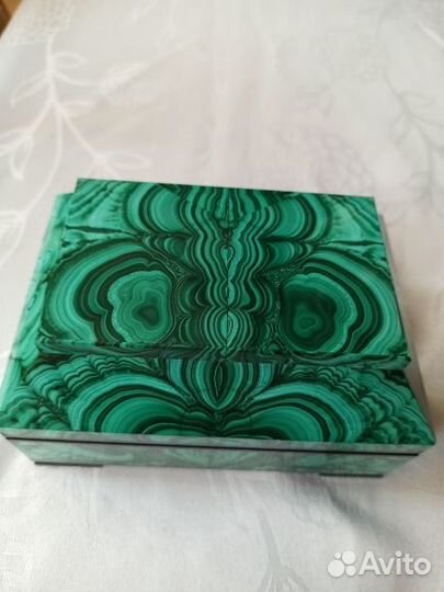 Малахитовый ларец