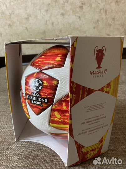 Футбольный мяч Adidas лига чемпионов 2019