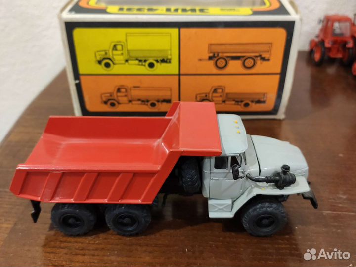 Модель грузовика 1:43 ЗИЛ 4331 и Урал 55571 СССР