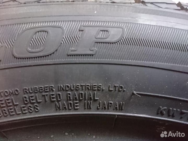 Dunlop Winter Maxx SJ8 215/80 R15 102R