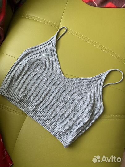 Топ вязаный