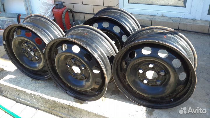 Колесные диски 6J15 H2 ET55 VW sharan