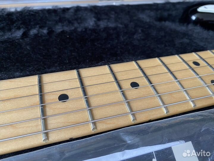 Fender American Standard Stratocaster (как новый)