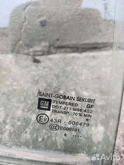 Форточка задней двери Opel Corsa D 5дв
