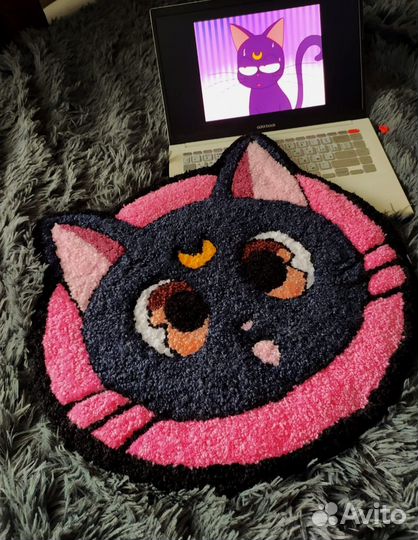 Коврик тафтинговый (punch-needle) Луна Сейлор Мун