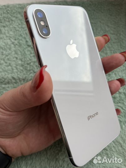 iPhone X, 64 ГБ