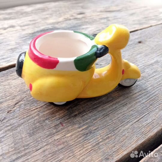 Керамический декор итальянский мотороллер