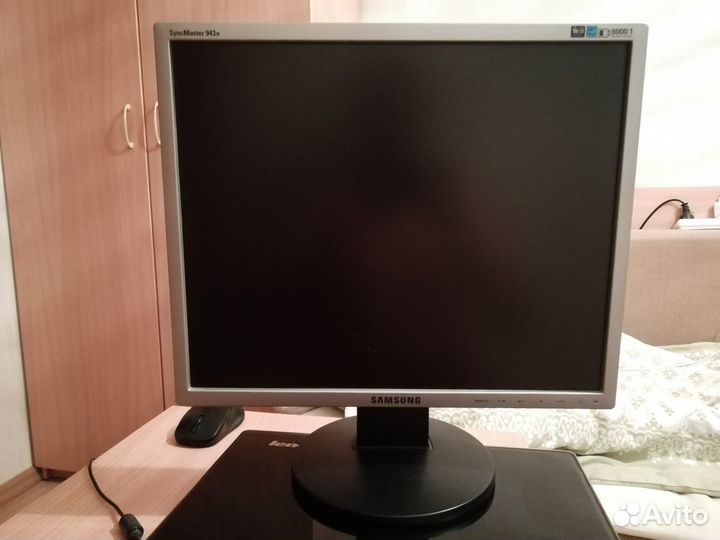 Монитор Samsung SyncMaster