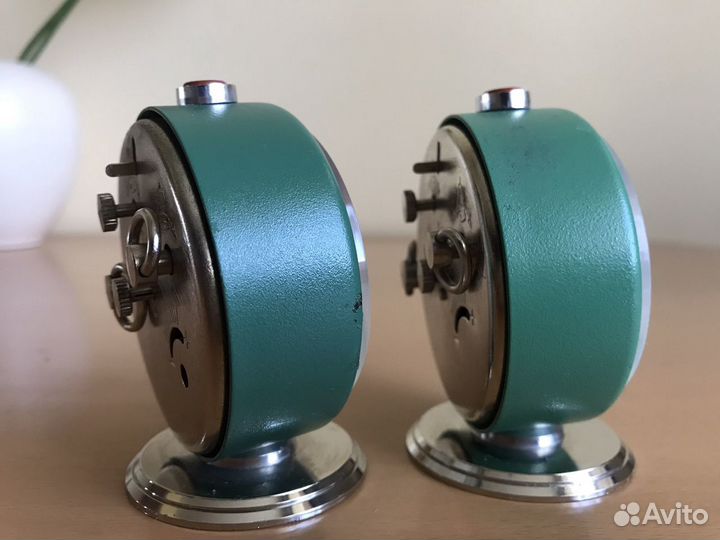 Часы-будильник Слава,madi in Russia