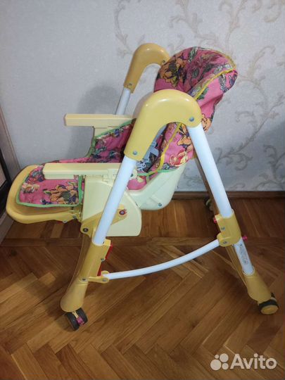 Детский стульчик для кормления