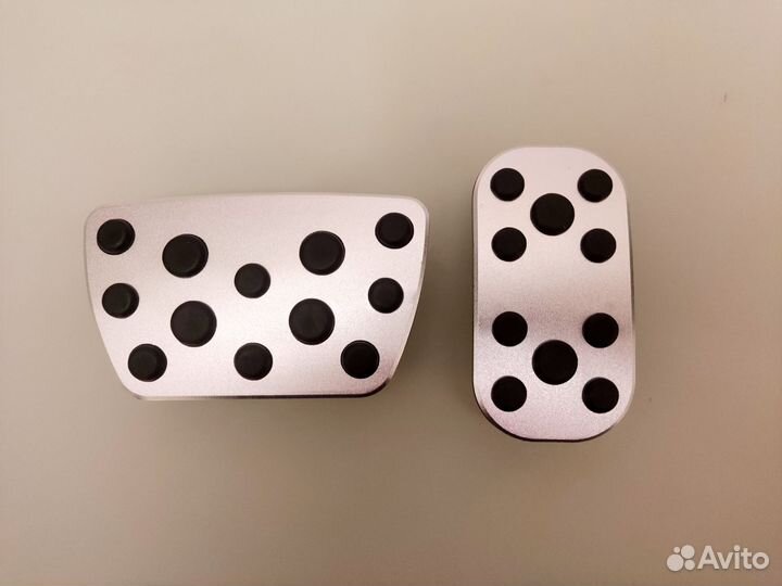 Накладки на педали для Тойота Прадо