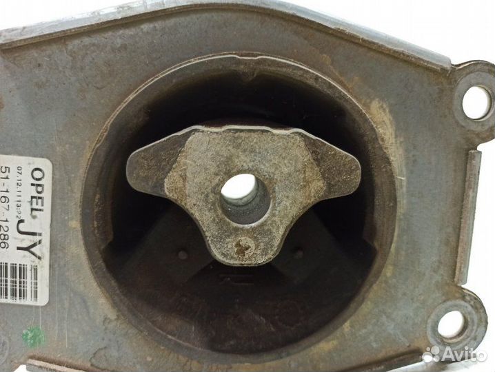 Подушка двигателя Opel Zafira B 2005-2014
