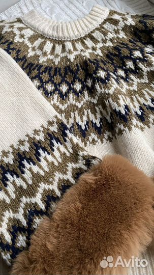 Свитер Zara с мехом