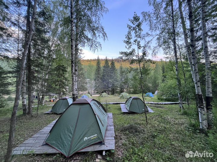 Кемпинг на берегу реки/Палаточный лагерь