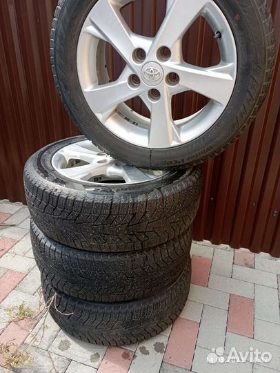 Hankook Winter I'Cept IZ2A 205/55 R16