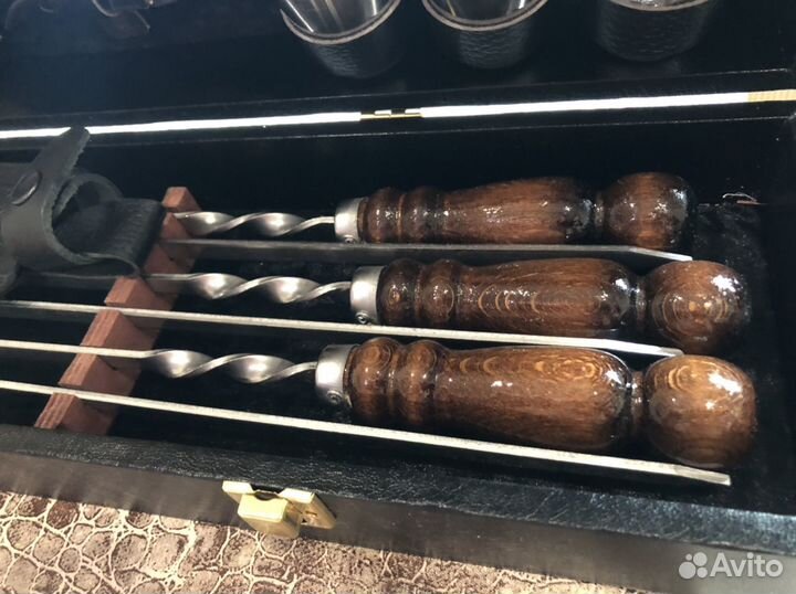 Набор шампуров подарочный