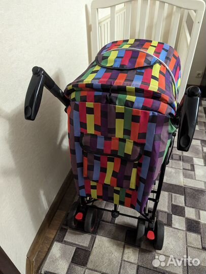 Прогулочная коляска трость