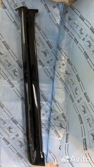 Накладка на подножку правая Toyota Land Cruiser