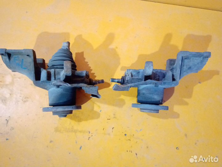 Кулак передний левый на Fiat Ducato