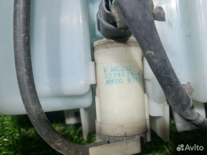 Бачок стеклоомывателя Infiniti G37 V36 VQ37VHR