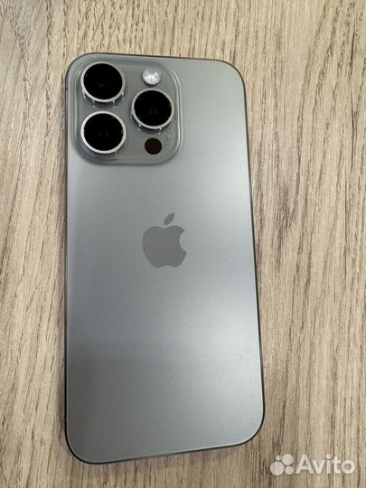 iPhone 15 Pro, 128 ГБ