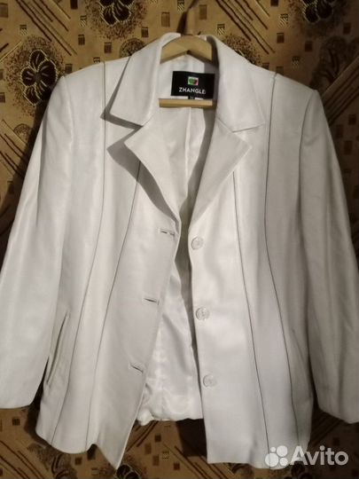 Дамский пиджак