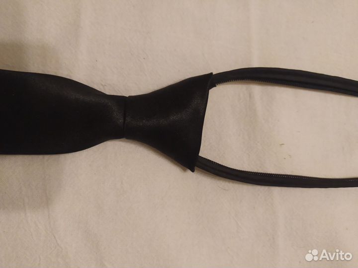 Галстук бабочка черный