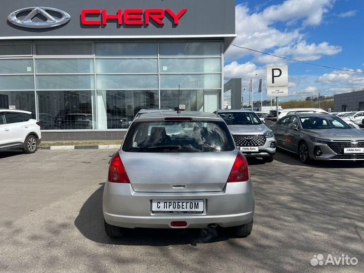 Suzuki Swift 1.3 МТ, 2006, 218 000 км