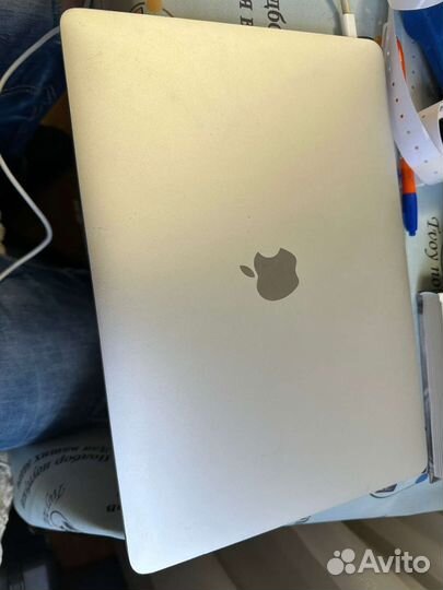 MacBook Pro 13 2017, 1 цикл, Core i5 2.3gh