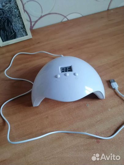 Лампа для ногтей