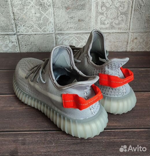 Кроссовки мужские летние adidas yeezy boost V2 350