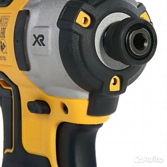 Шуруповерт dewalt