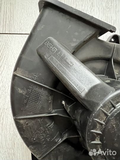 Моторчик отопителя polo